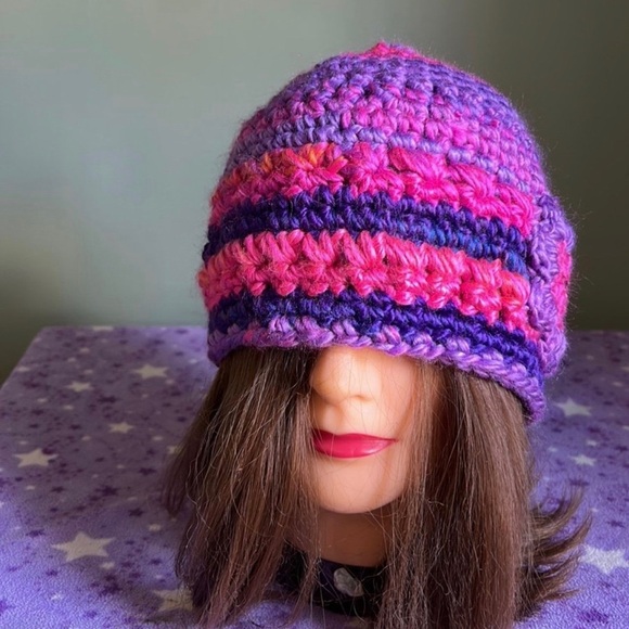 Vibrant Crochet Beanie in Purple and Pink - Picture 4 of 7